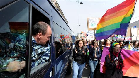 L administration russe reconnaît une union gay par erreur