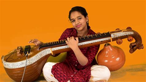 Thedum Kan Paarvai 60 Seconds Of Musical Treat In Veena Aparajitha