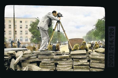 Warszawa Upami Tni S Ynnego Fotoreportera Z Wrze Nia R Julien