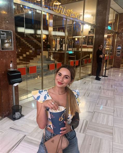 Ewelina Lisowska Chwali Si Sylwetk W Bikini Bogini Pi Kno Ci Pudelek