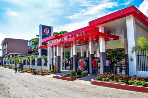 Alangilan entrance facade | Batangas State University