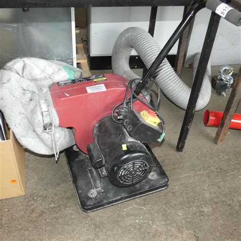 1 x Rexon DE-1000A dust extractor 240v mounted on a wheeled skate