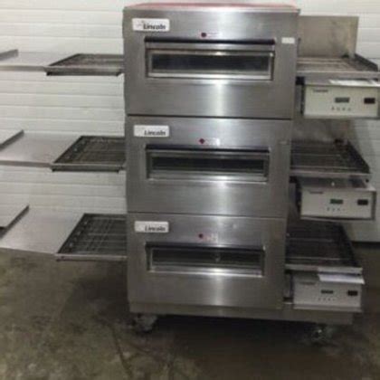 Lincoln 1132 Triple Stack Electric Pizza Conveyor Oven In Grand Rapids