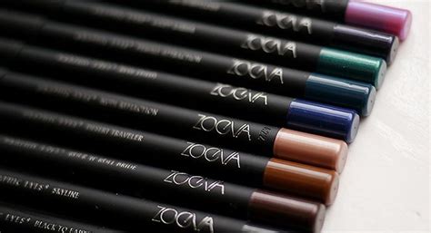 Groen Bruine Smokey Look Met Nude Lippen Cynthia