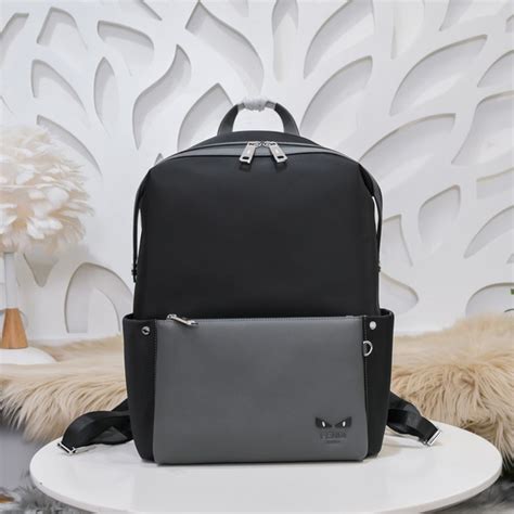 Рюкзак Fendi - купить с доставкой по выгодным ценам в интернет-магазине ...