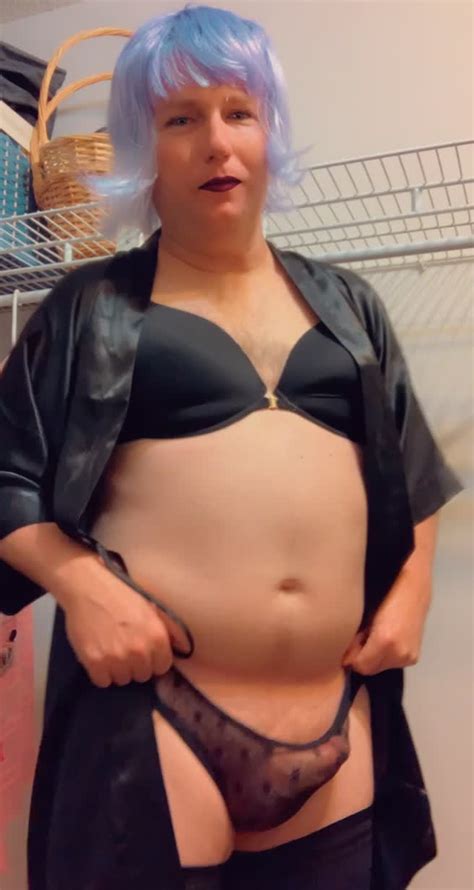 Pantyluvn Sissy Teasing In Black Lingerie AShemaletube