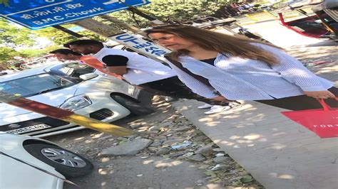 Candid Hot Indian Girl Faceshot