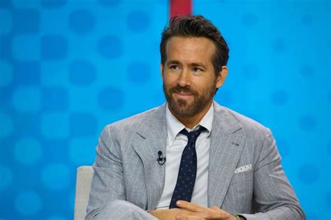 Britney Spears Sets Pulses Racing With Latest Set Of Raunchy Nude Beach Snaps Mirror Online