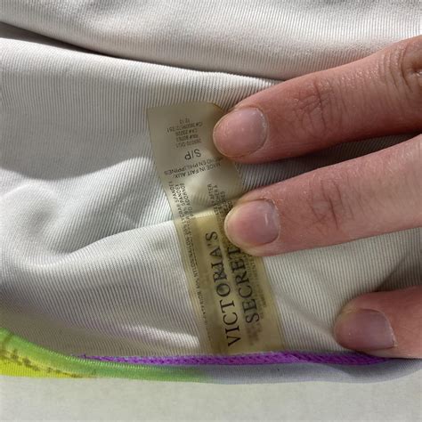 Vintage Victoria Secret Bikini Bottoms Size S Depop