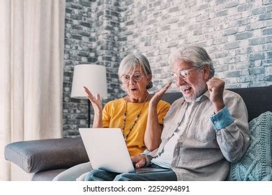 Mature Offre Son Cul Images Stock Photos And Vectors Shutterstock