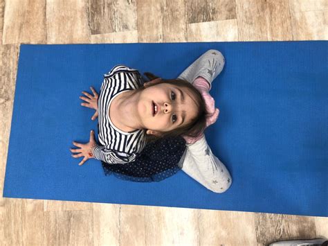 Ритмика для детей от 2 лет в Москве