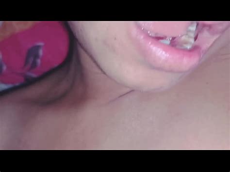 Desi hijastra s virgen apretado coño primera vez follada por ella XVIDEOS