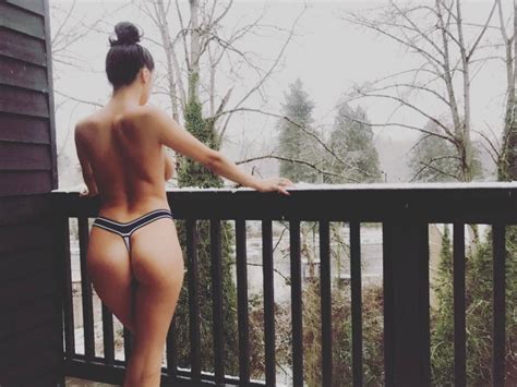 Clothing Water Beauty Leg Muscle Porn Pic