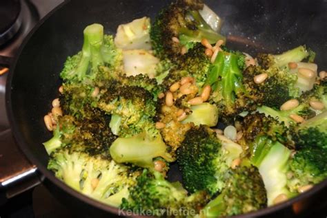 Gekarameliseerde Broccoli Met Pijnboompitten Keukenliefde