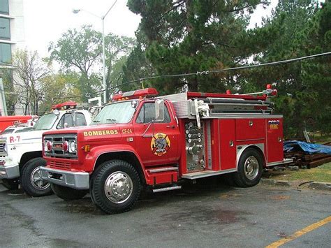Old Gmc Fire Truck Fire Trucks Trucks Fire Engine