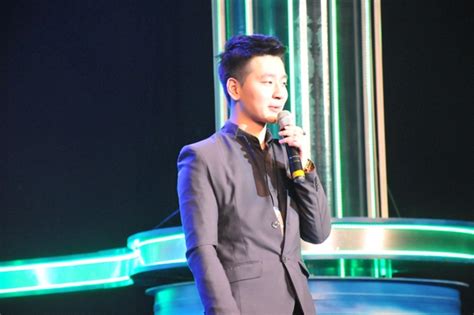 Chặng đường trở thành Quán quân Ngôi Sao Việt của hot boy ủy mị Thanh Tùng