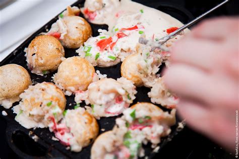 Такояки — японские пончики • Константин Копачинский