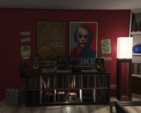 New Posters for Franklin's House - GTA5-Mods.com