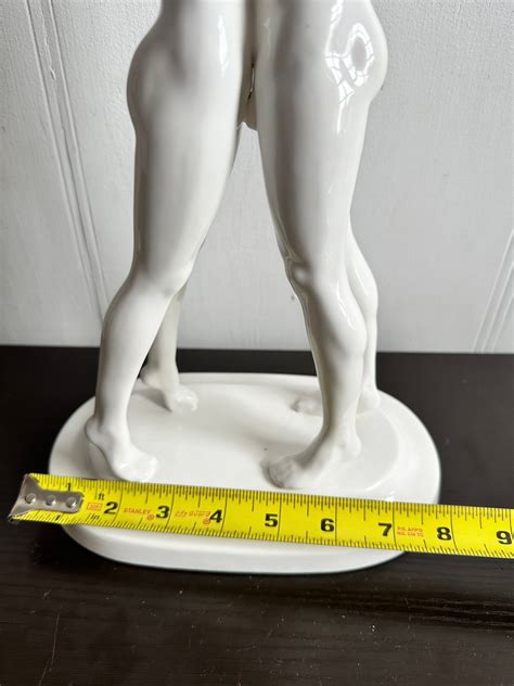 Vintage Nude Couple Kissing Naked Lovers Statue Sculpture White Ceramic Naked Couple Kissing