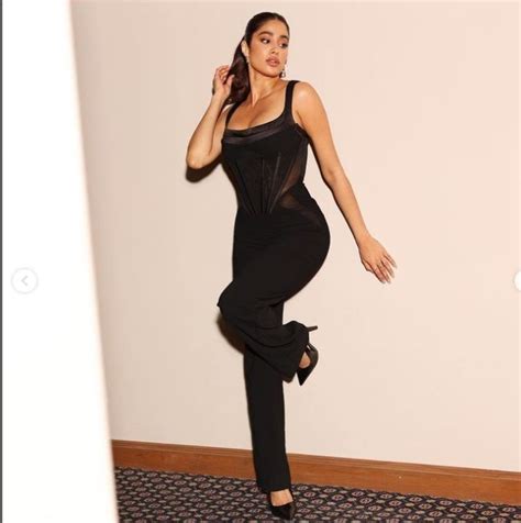 Janvi Kapoor Hot Sexy Black Outfit Seems a Bold Look ബസകകഷ ബൾഡ ലകകമയ ജൻവ കപറ