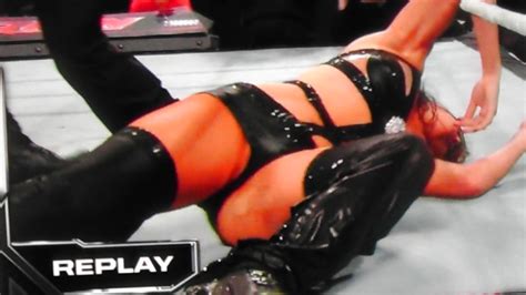 Brie Bella Pussy Slip Monday Night Raw Porn Pictures XXX Photos Sex Images PICTOA