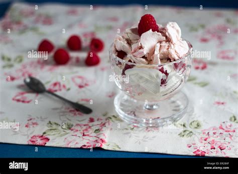 Eton Mess Dessert Stock Photo Alamy
