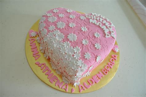 Zeti Hot Oven 365 Hot Oven Heart Birthday Cake