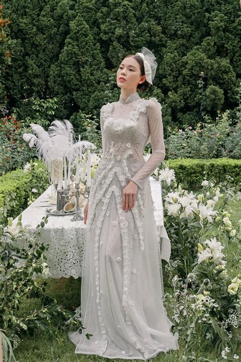 Vừa công khai yêu em chồng Hà Tăng hot girl Linh Rin đã bất ngờ chụp ảnh cưới