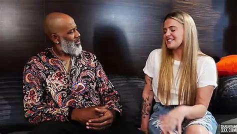 Milf Verf Hrerin Sofie Marie Lutscht Und Reitet Massiven Bbc Xhamster