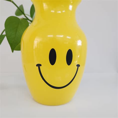 Smiley Face Glass Vase Ggg Happy Face Flower Bouquet Vase 1999 Vintage