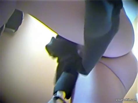 Change Room Blonde ThisVid