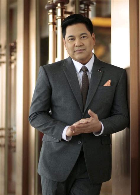 Martin Nievera Live Again, at the Theatre at Solaire - Philippine Concerts