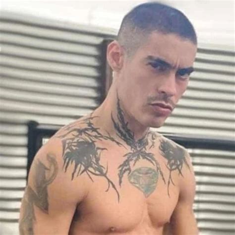 Isra Hell Picks A Ride With Kevin To Go To The Lagoon To Take Some Pictures And Fuck Outdoors