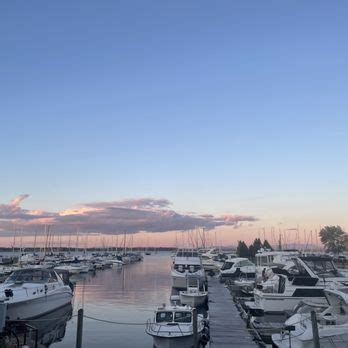 NAKED TURTLE Updated June 2025 52 Photos 101 Reviews 1 Dock St Plattsburgh New York