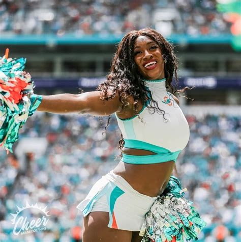 Dolphin Darlings On Twitter MDCsaturdays FinsUp Cierra Jillian