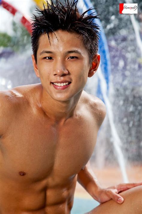 Le Yuha Ding Yuze Hot Singaporean Boy