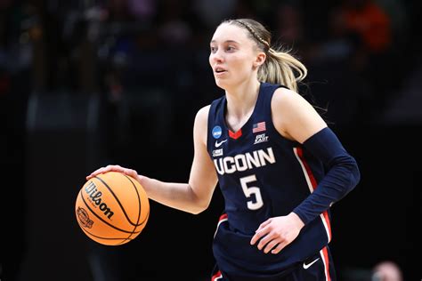 Paige Bueckers Reveals Her All Time Uconn Starting Five The Spun
