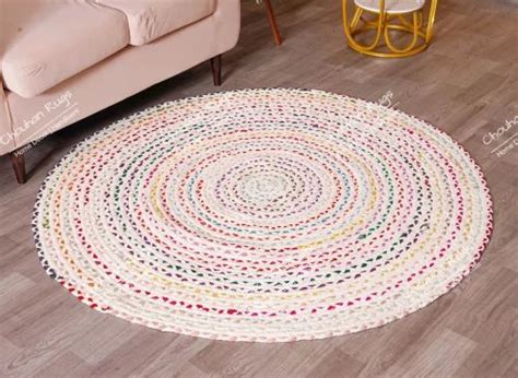 Round Shape Vintage Large Area Rugs Handmade Cotton Chindi Rugs At Rs