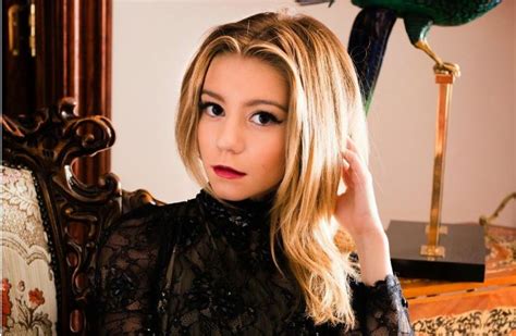 Hot Photos Of Genevieve Hannelius ThBlog