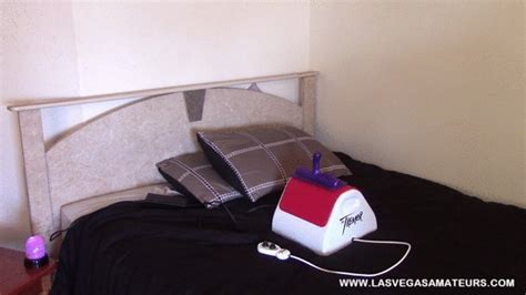 Hd Sexy Ashley Wolf On Her New Tremor S Toy A Gift From Her Step Daddy Amateur Vegas P