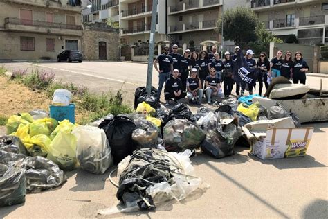 Altamura Volontariato Ripulite Alcune Strade Di Periferia