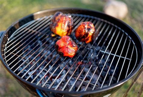 Обзор угольного гриля GoGarden Premium 56