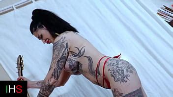 Beautiful Tattooed Milf Fucked In The Ass By A Machine And Then By A Real Cock Xvideos