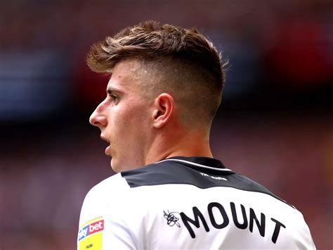 Mason Mount Haircut Chelsea S Mason Mount Doubtful For England V