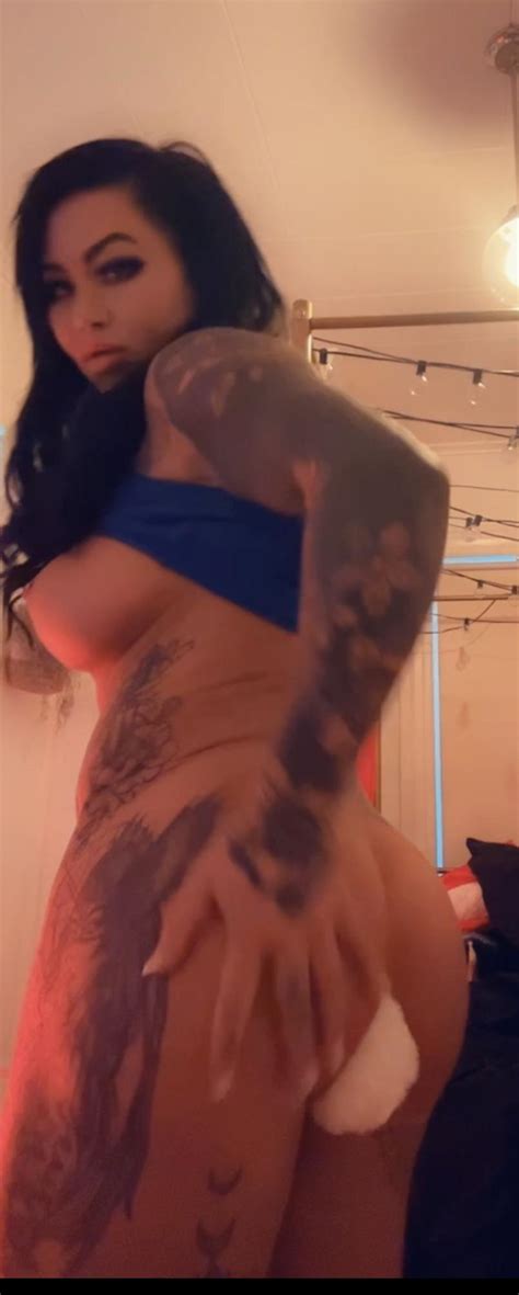 My New Toy R Nude Selfie