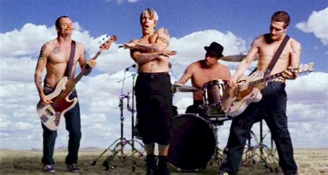 El video de Californication de los Red Hot Chili Peppers superó los mil millones de vistas