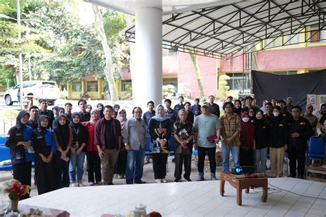 Wr 3 Buka Diskusi Publik Ukpm Teknokra Universitas Lampung