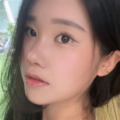 안서희 Mauvea • Threads Say More