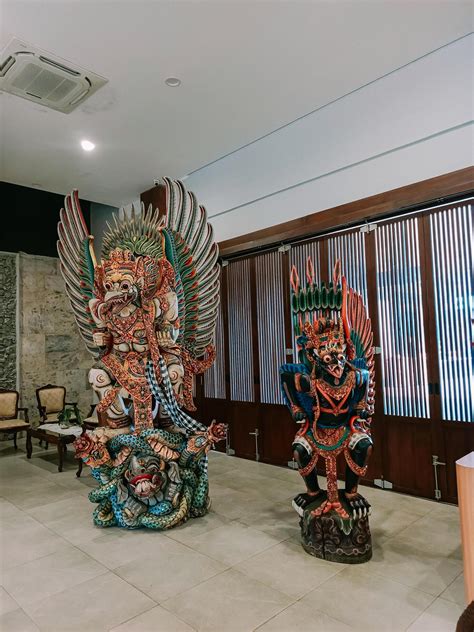 Jakarta April 30 2024 A Striking Balinese Sculpture Exhibited In A