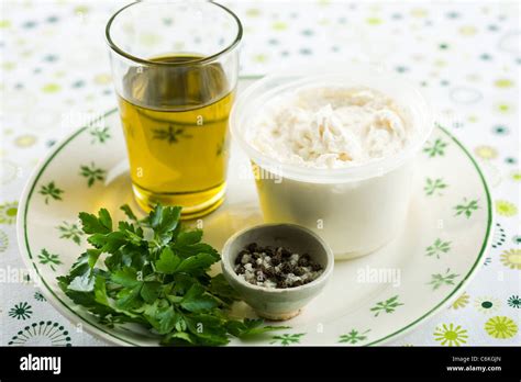 Goat Cheese Curds And Parsley Dip Stock Photo Alamy